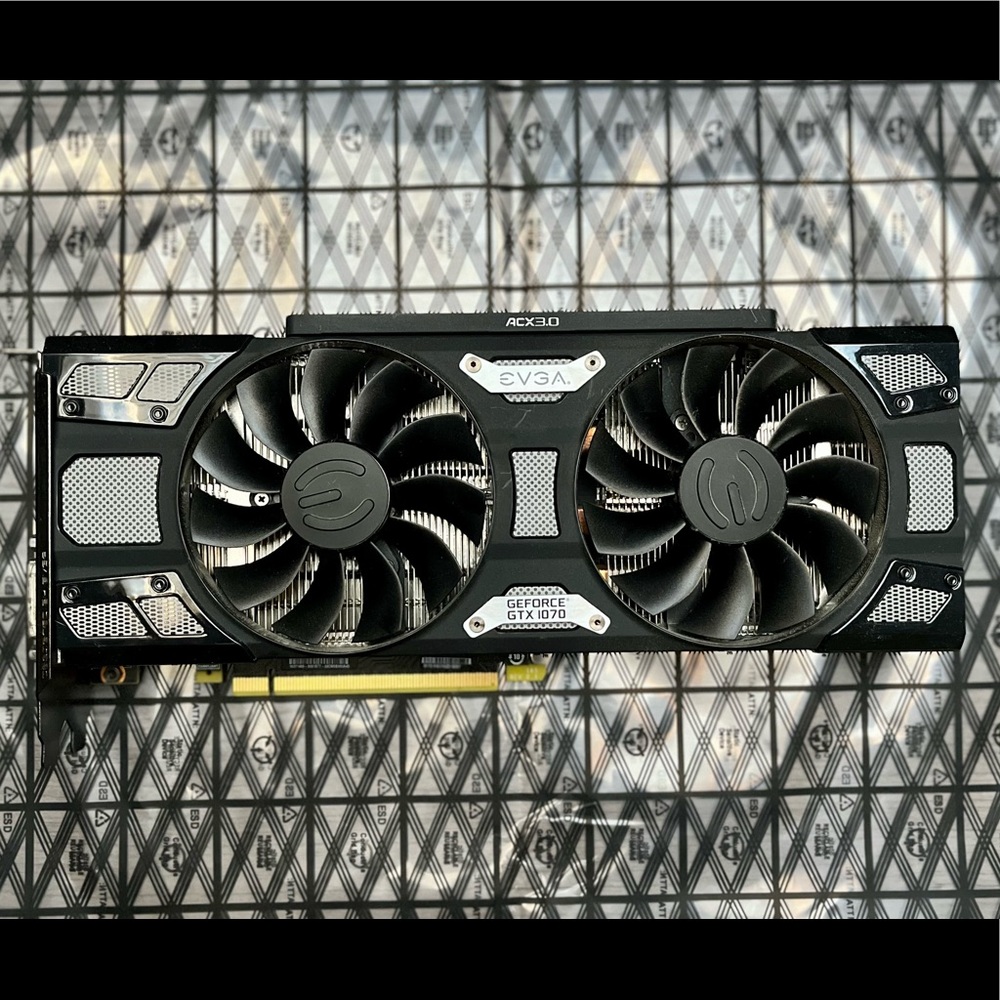 EVGA GeForce GTX 1070 SC GAMING, 08G-P4-6173-KR, 8GB GDDR5, ACX 3.0 & LED